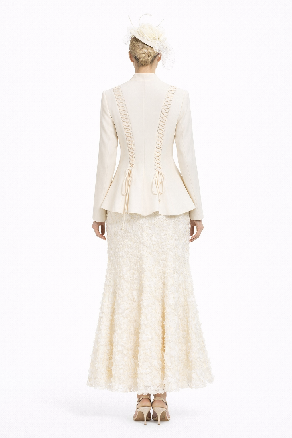 Elegant Ivory Floral Lace 3-Piece Set – Tailored Blazer, Textured Maxi Skirt & Fascinator Hat